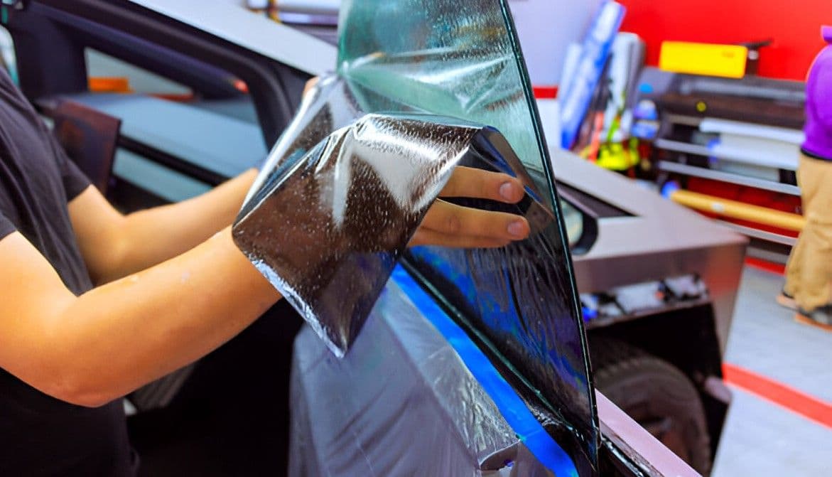 Top 7 Benefits Of Car Tinting In Dubai Harsh Sun